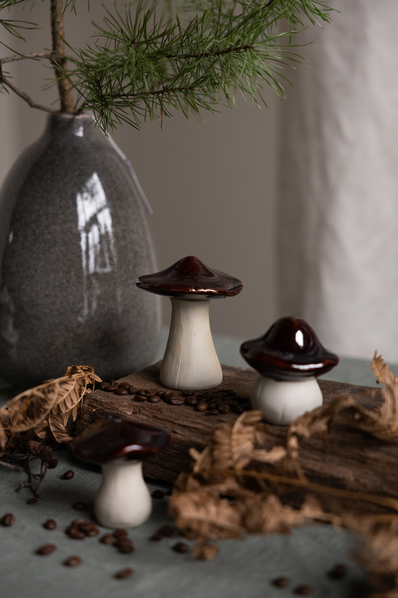 Mushroom Skogsryd made of ceramic, brown