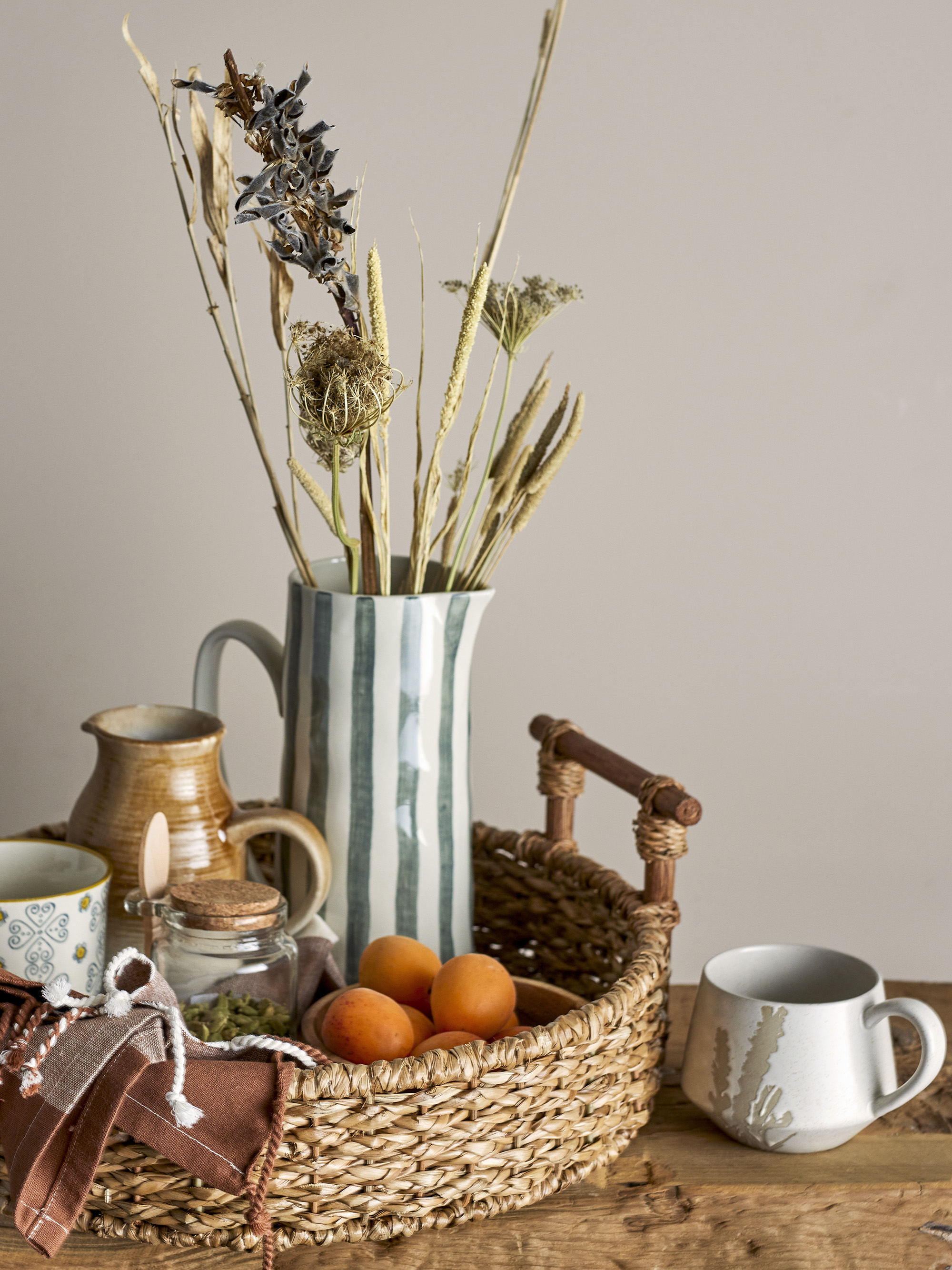 Begonia jug