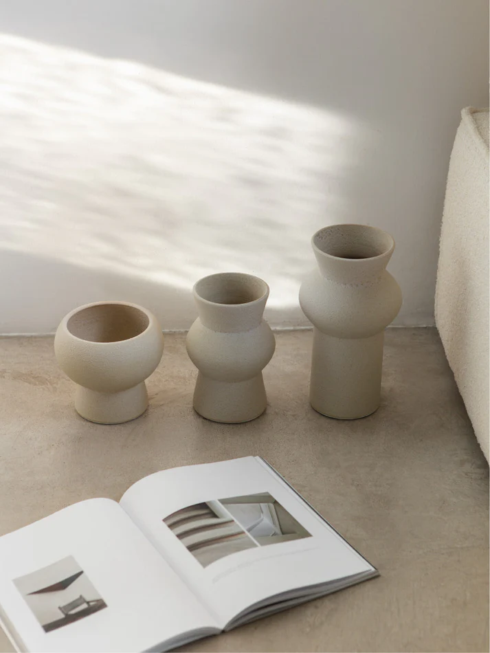 00000515_Holden Glazed Vase - Cream_100